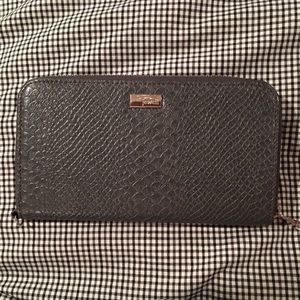 Jewell by Thirty-One All About the Benjamins Gray